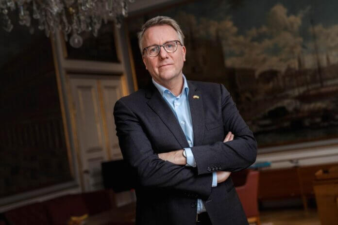Staten efterligner banker: Skattefinte trods kritik fra minister
