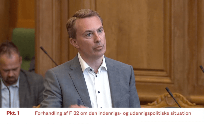 Støjberg afsløret i dobbeltspil om grænsekontrol